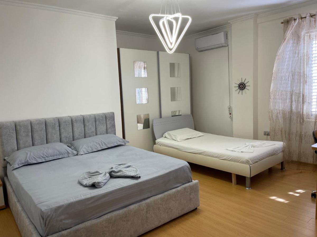Albjona Guesthouse ติรานา ภายนอก รูปภาพ